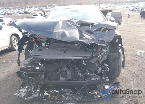 2024 Lincoln Nautilus Reserve z USA, uszkodzony, nr VIN 5LMPJ8K42RJ854983